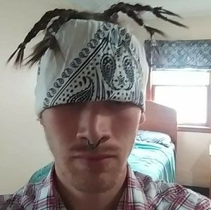 Meet your Posher, Henry